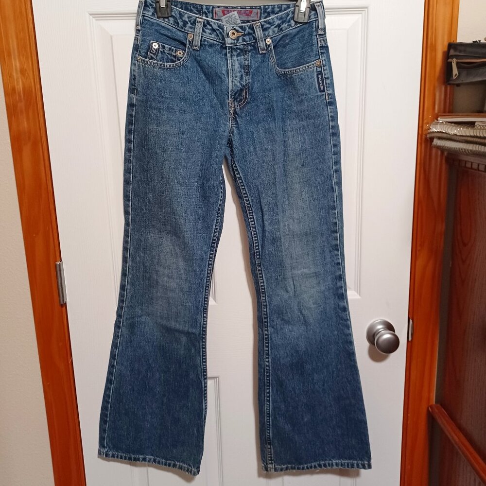 Women's Silver Jeans Flare Jeans Inseam 30 Inches Waist 14 Inches Made in Canada